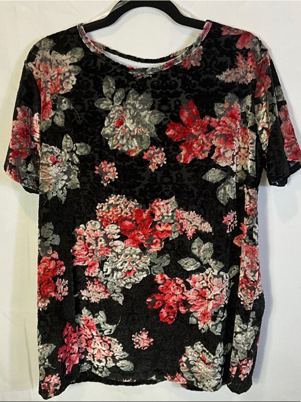 mts Small Like Velvet Embossed Red Black Floral Short Sleeve Blouse oversized